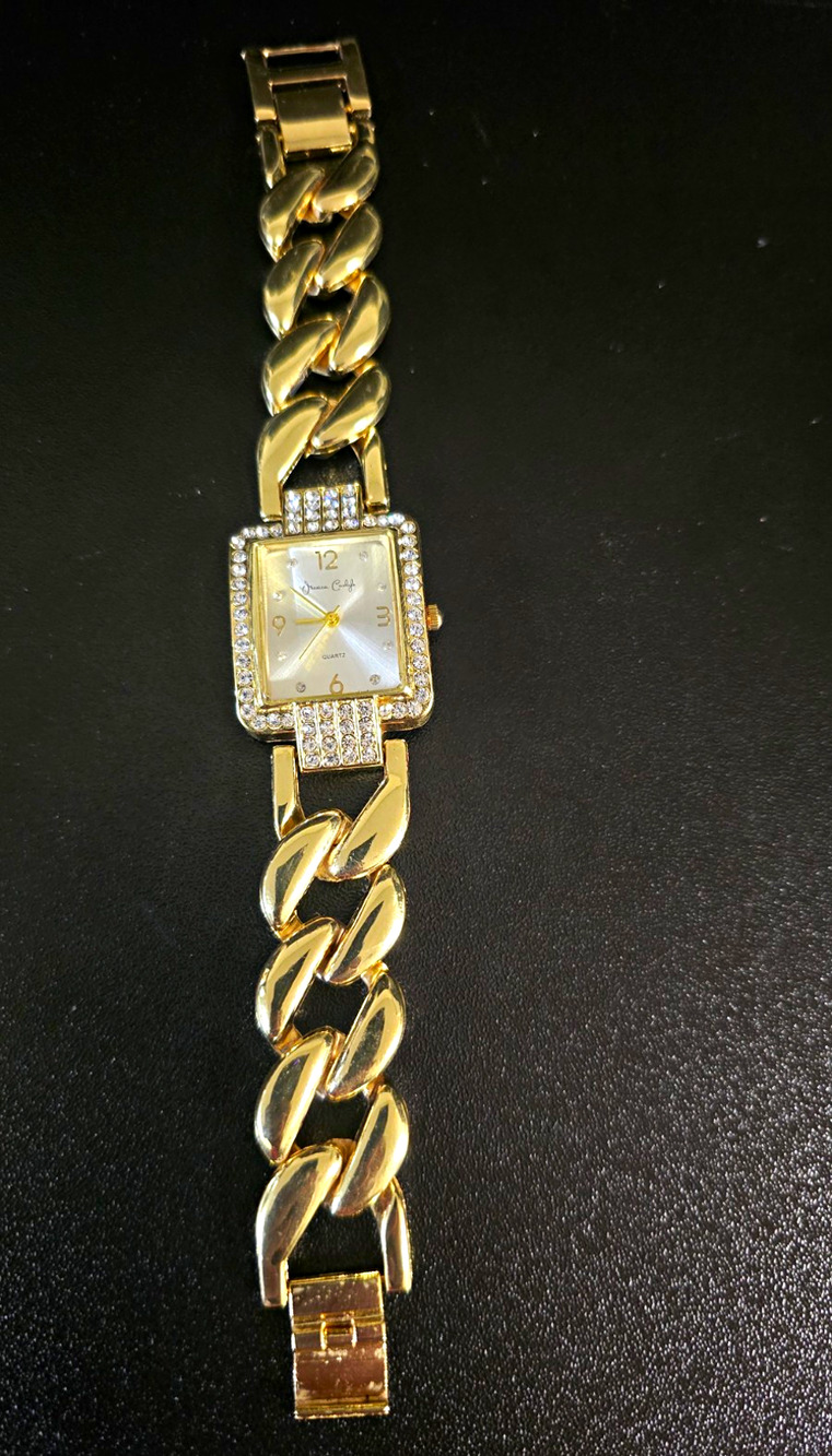 Jessica Carlyle Womenโs Gold-Tone Quartz Square Watch Bracelet Crystal Bezel